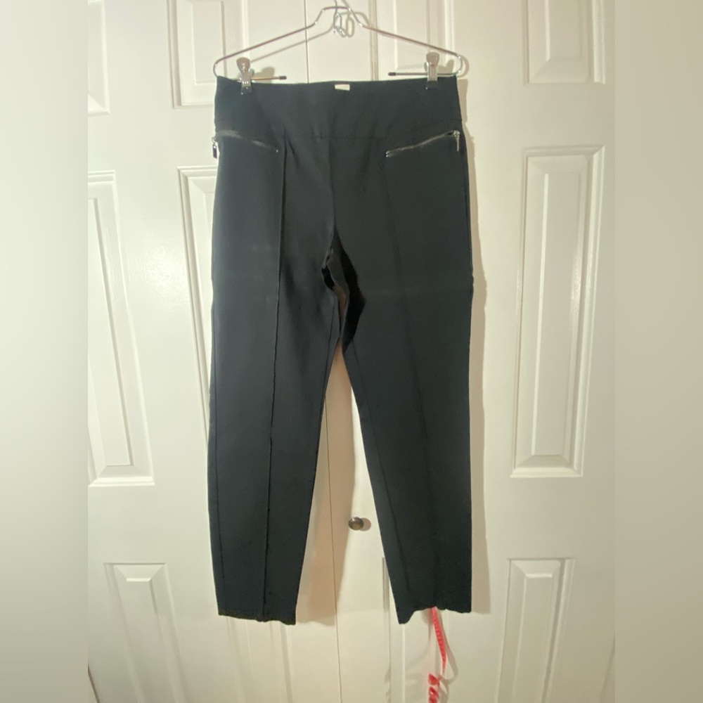 Women’s Black Ankle Pants